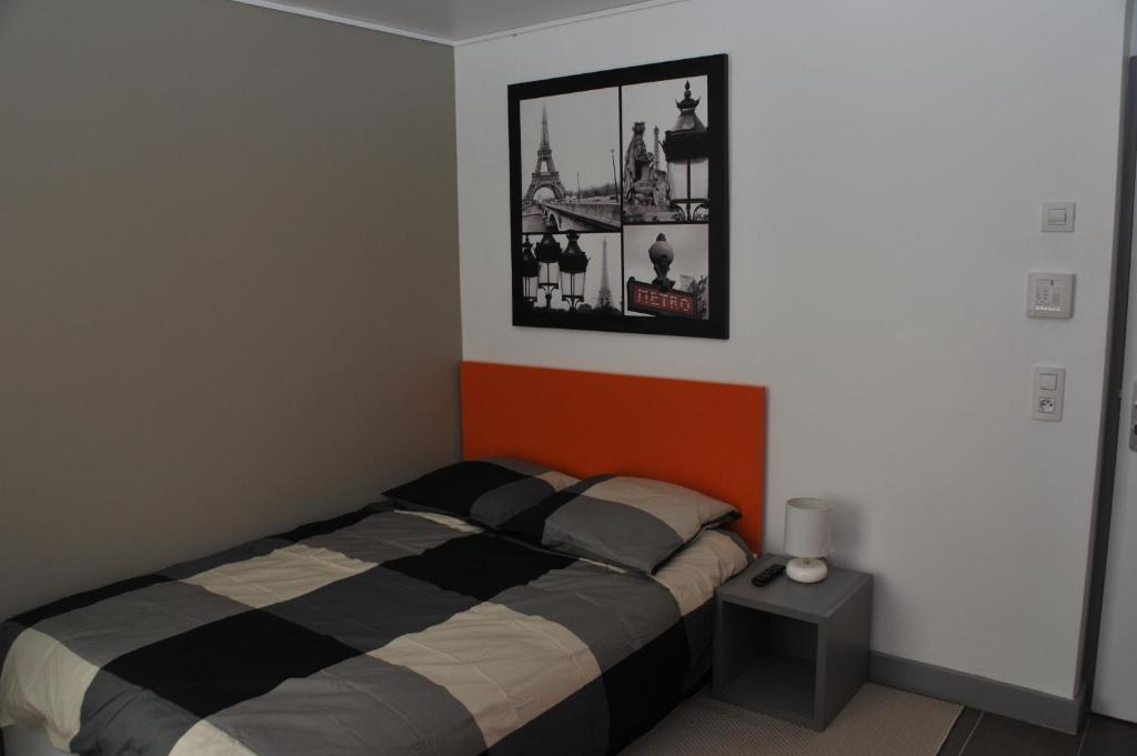 De La Mare 3*