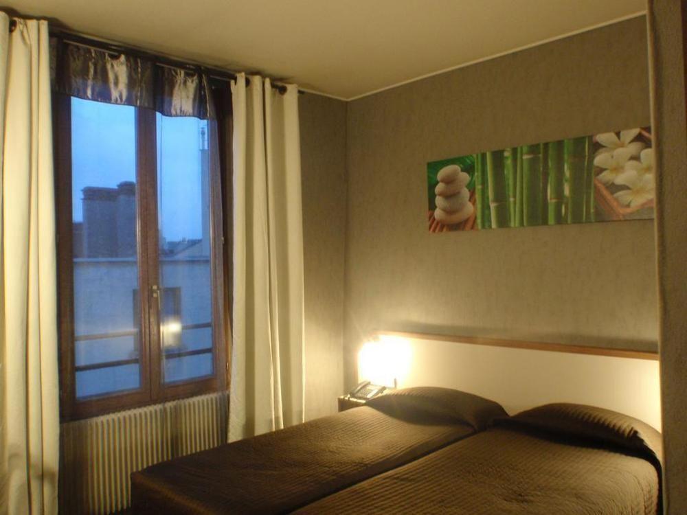 Du Maine Hotel