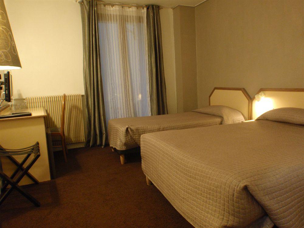 Du Maine Hotel 2*