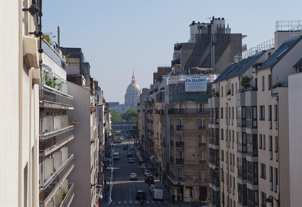 Alyss Saphir Cambronne Eiffel Hotel