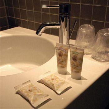 Du Parc Saint Charles Hotel 2*
