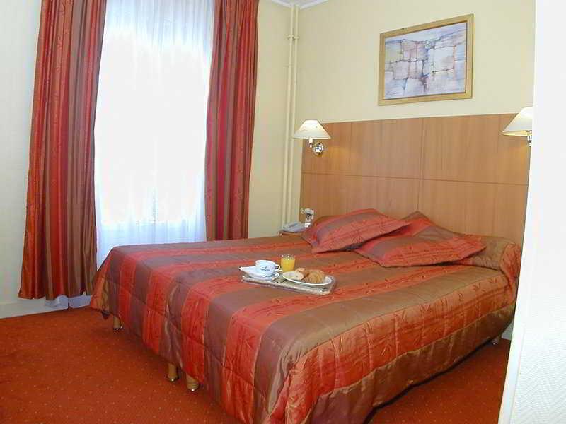 Hotel Riviera 3*
