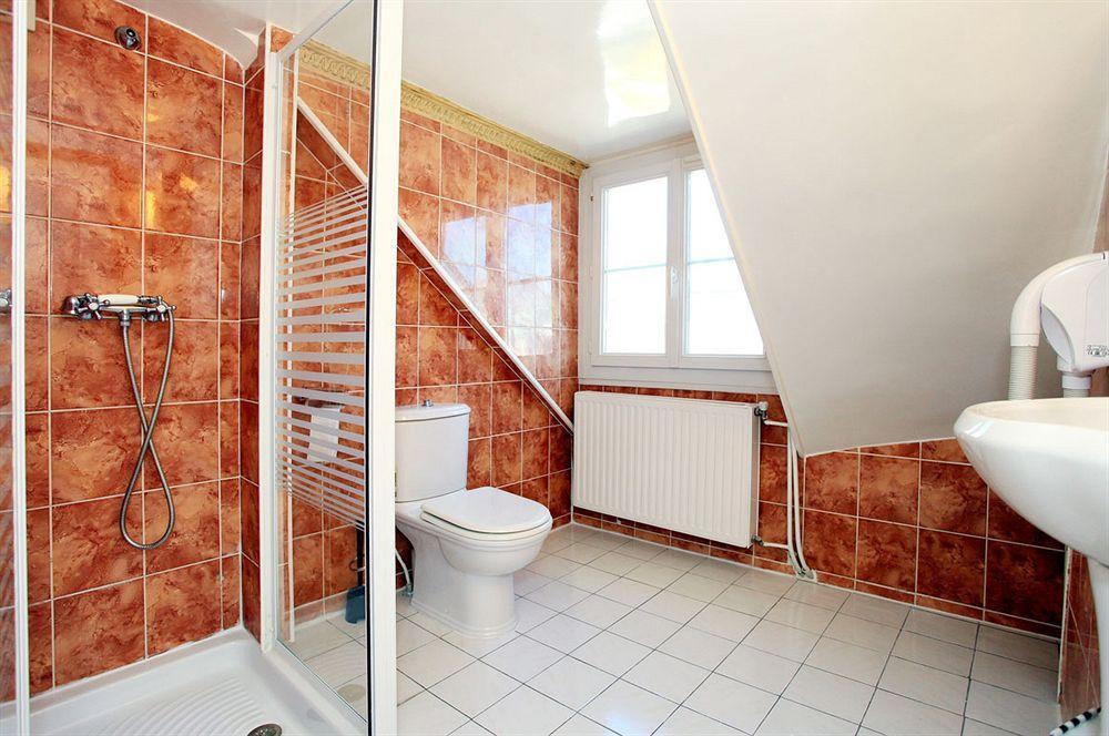 Pratic Hotel Paris