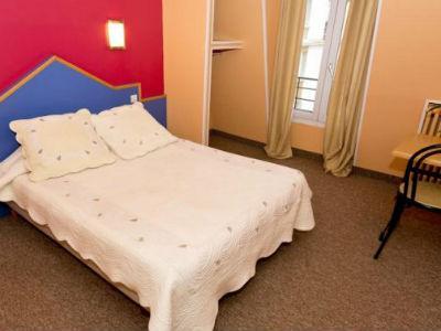 Hipotel Père-lachaise République Hotel Paris