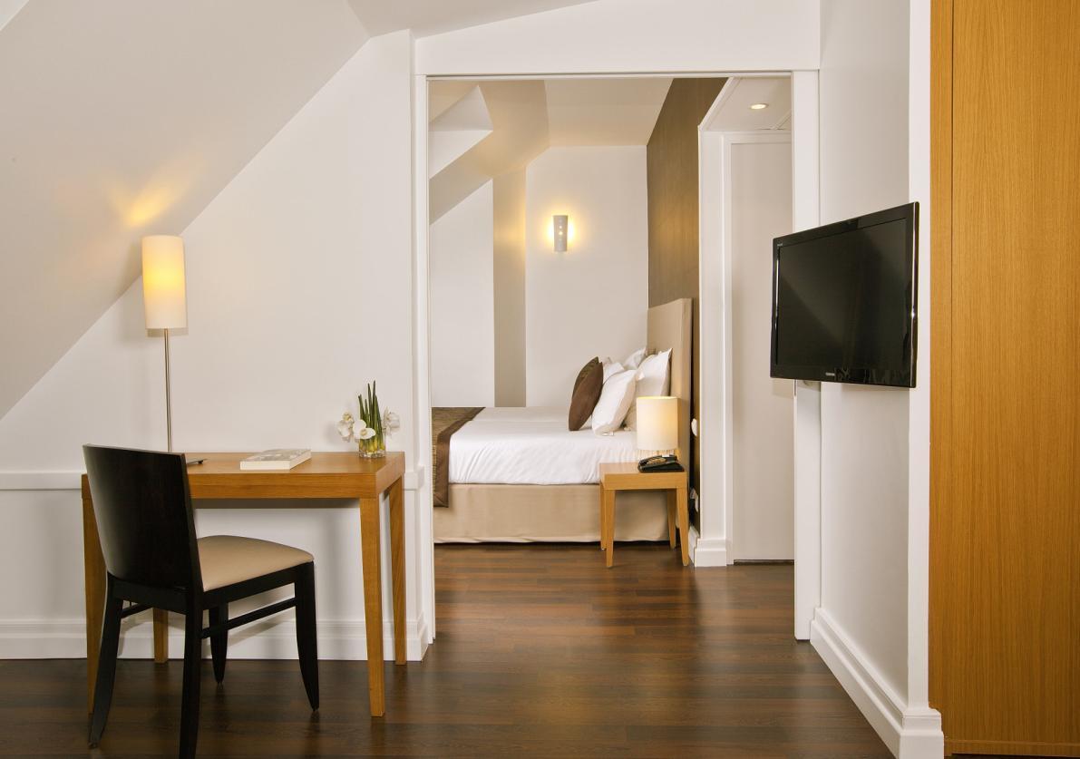 Residhome Opera Aparthotel 4*