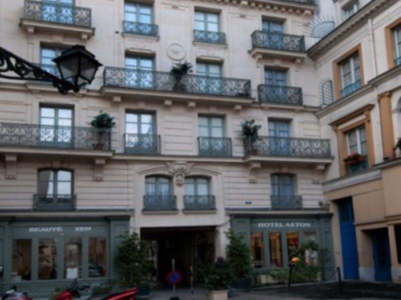 Aston Hotel 3*