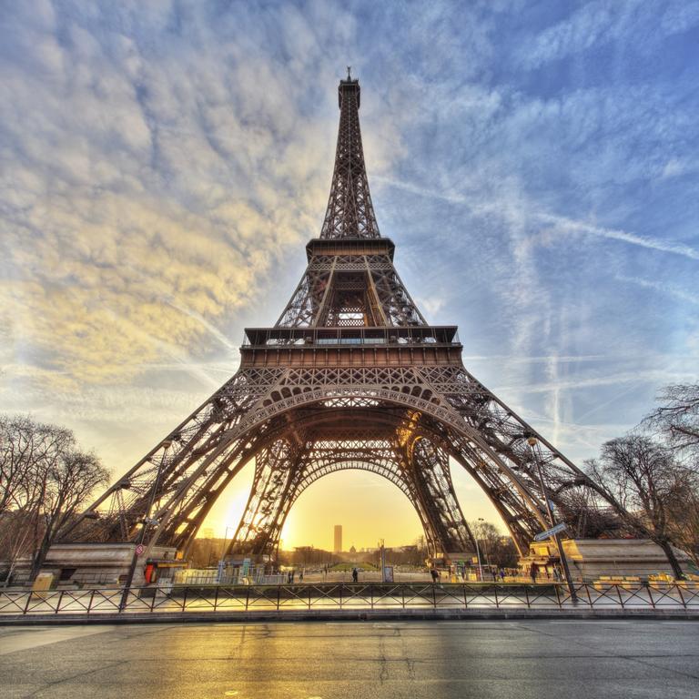Apartment Eiffel Tower Champs De Mars *