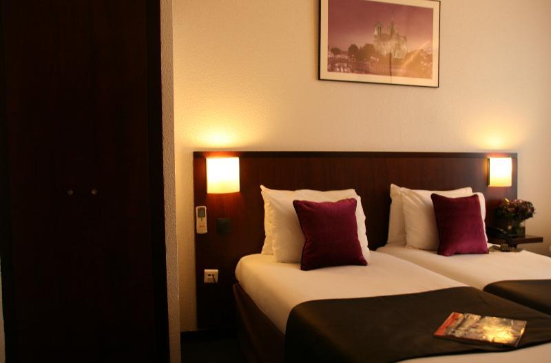 Hotel Lyon Bercy 3*