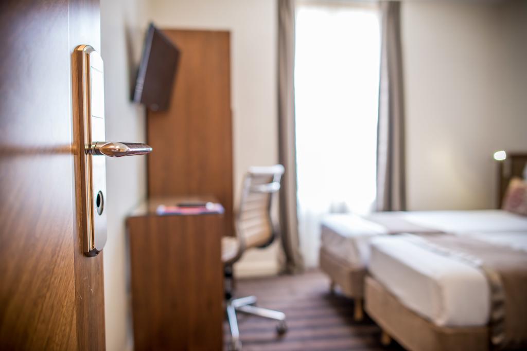 Hotel Art Batignolles