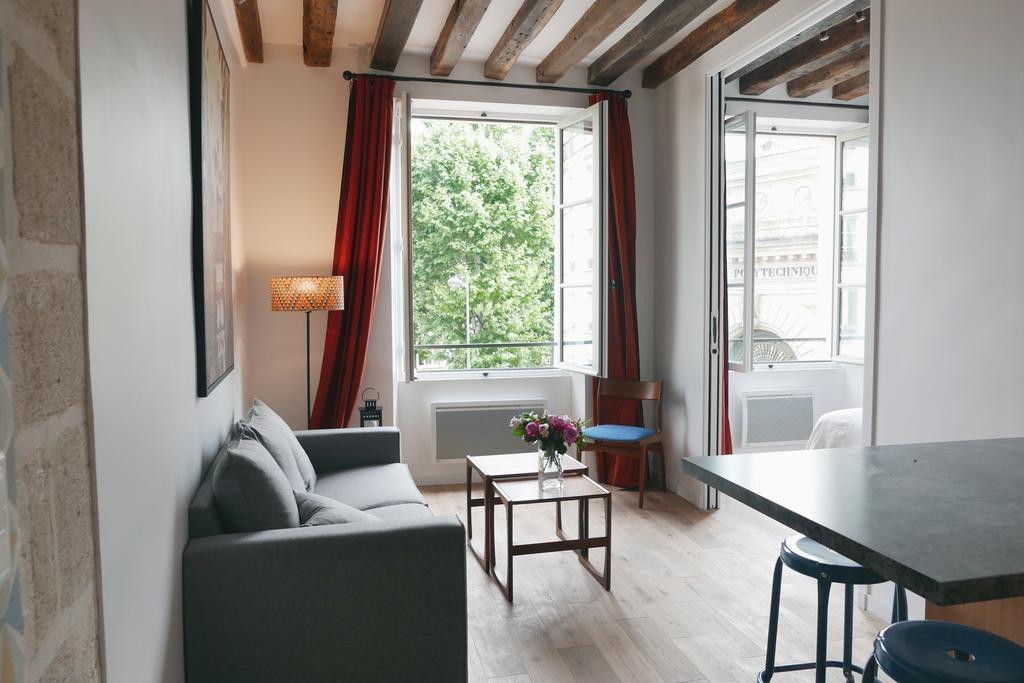 Cosy Apartment *