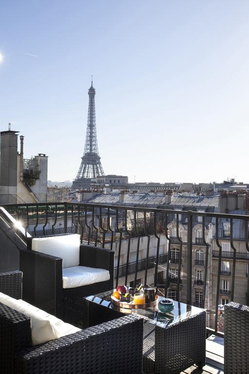 Eiffel Tower View - Time Right * Paris