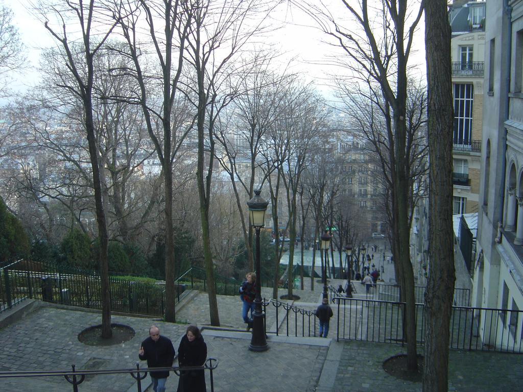 Duplex De Charme Au Coeur De Montmartre *