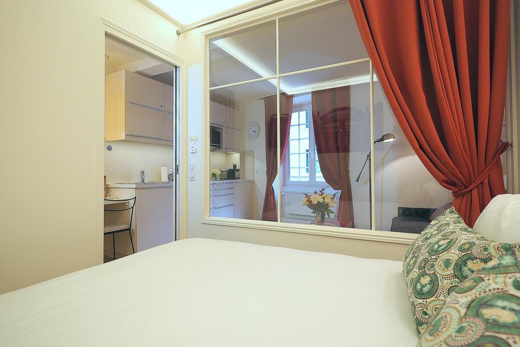 Louvre Opera Classic Chicsuites * Paris