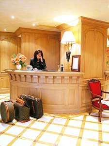 Hotel Chambiges Elysees 4*