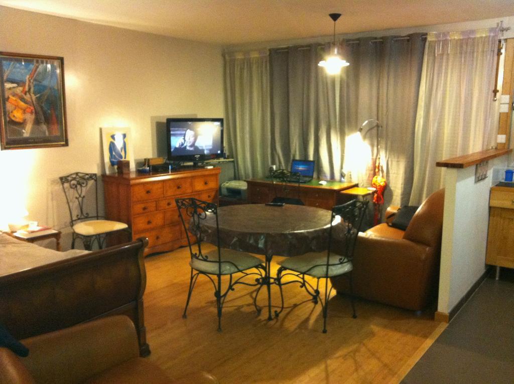 Alibert1er Apartment *