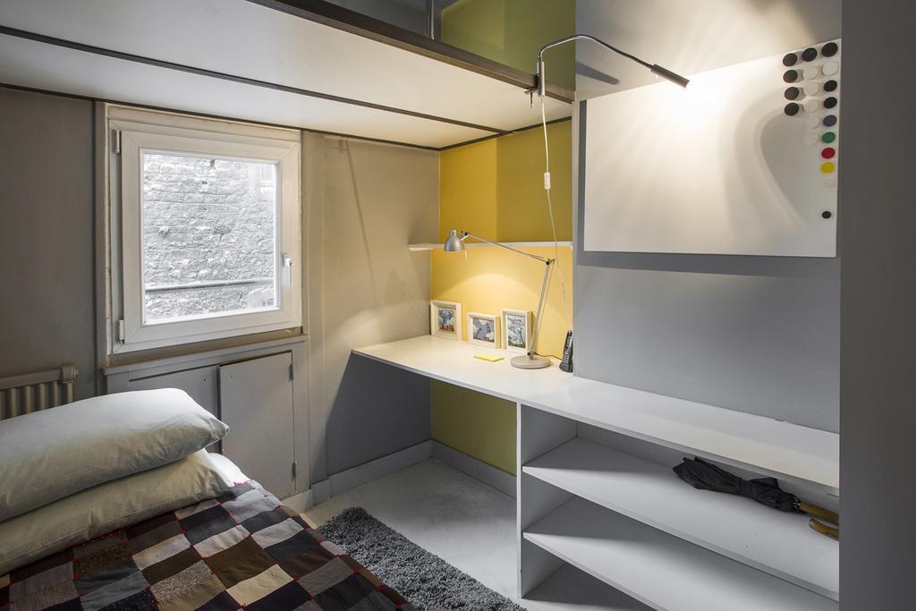 Faubourg Chic Apartment Paris