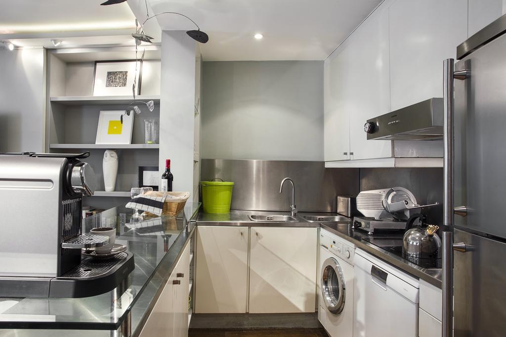 Apartment Faubourg Chic *