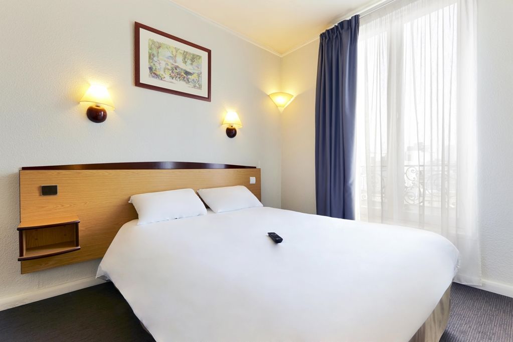 Hotel Campanile 15 - Tour Eiffel