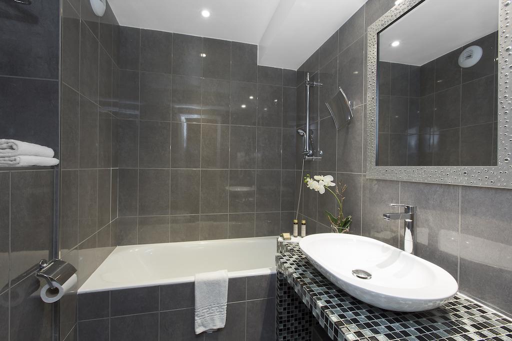 Rivoli Hotel 3*