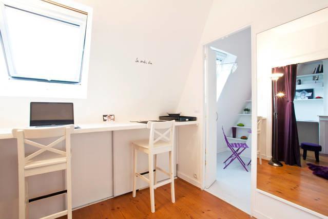 Charming In Le Marais Apartment Paris