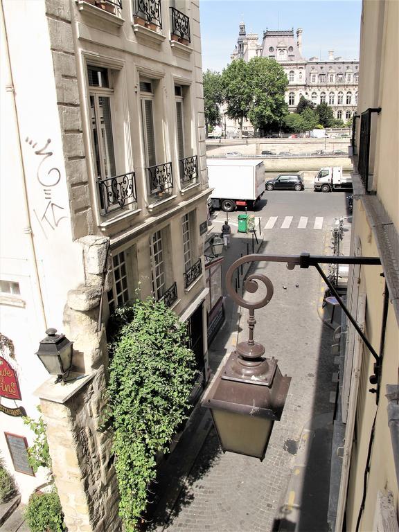 Ile De La Cite - Notre Dame Paris