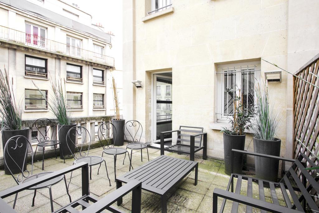 Apartment Saint Lazare Terrasse 3