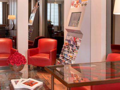 Hotel De Geneve 3*