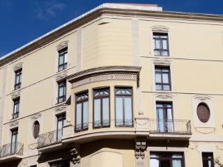 Hotel Ferney République Paris
