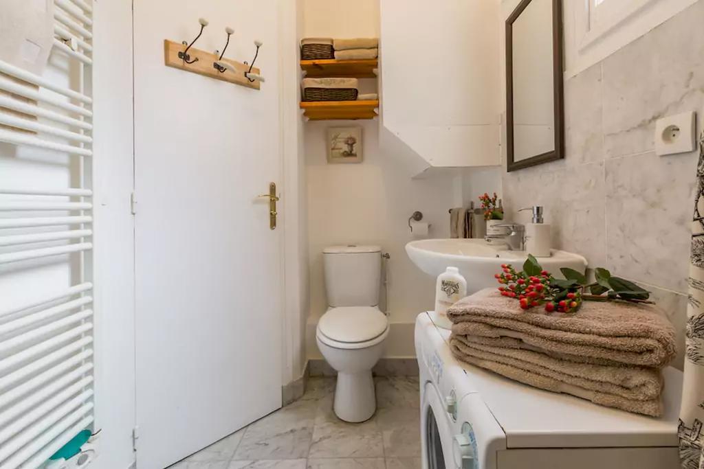 Saint Louis En Ile Apartment *