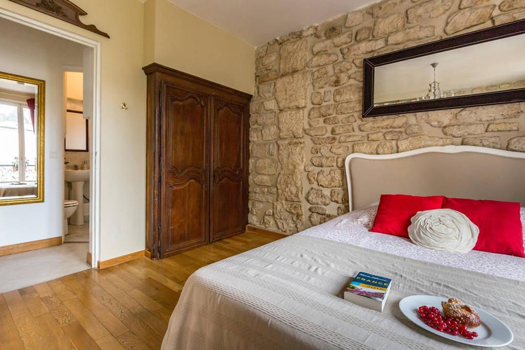 Saint Louis En Ile Apartment Paris