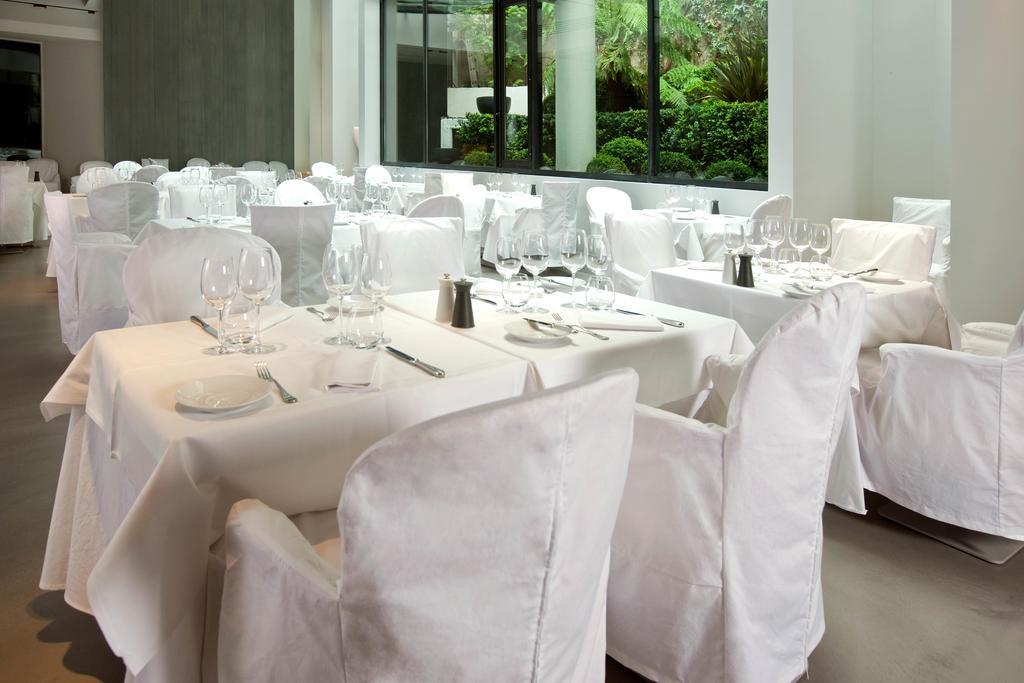 Hotel La Maison Champs Elysees Paris