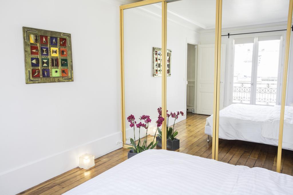 Luxury In Center - Louvre Museum Apartment *