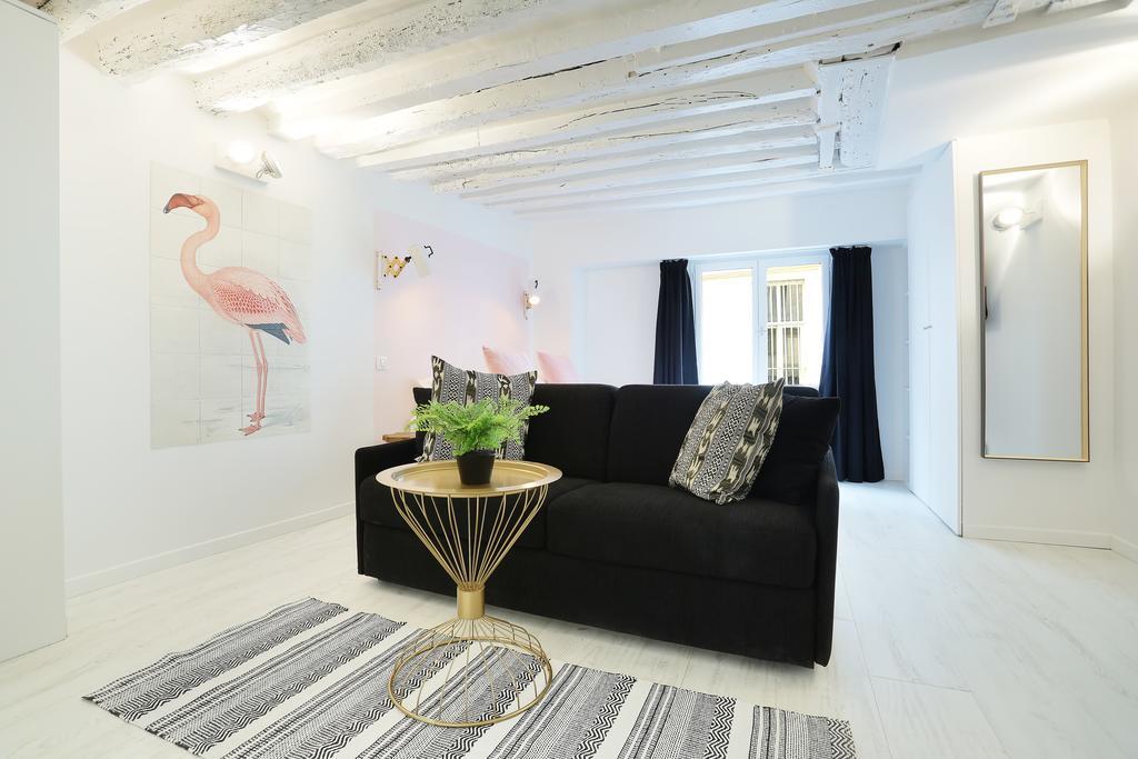 Rent A - Bonne Nouvelle Apartment Paris