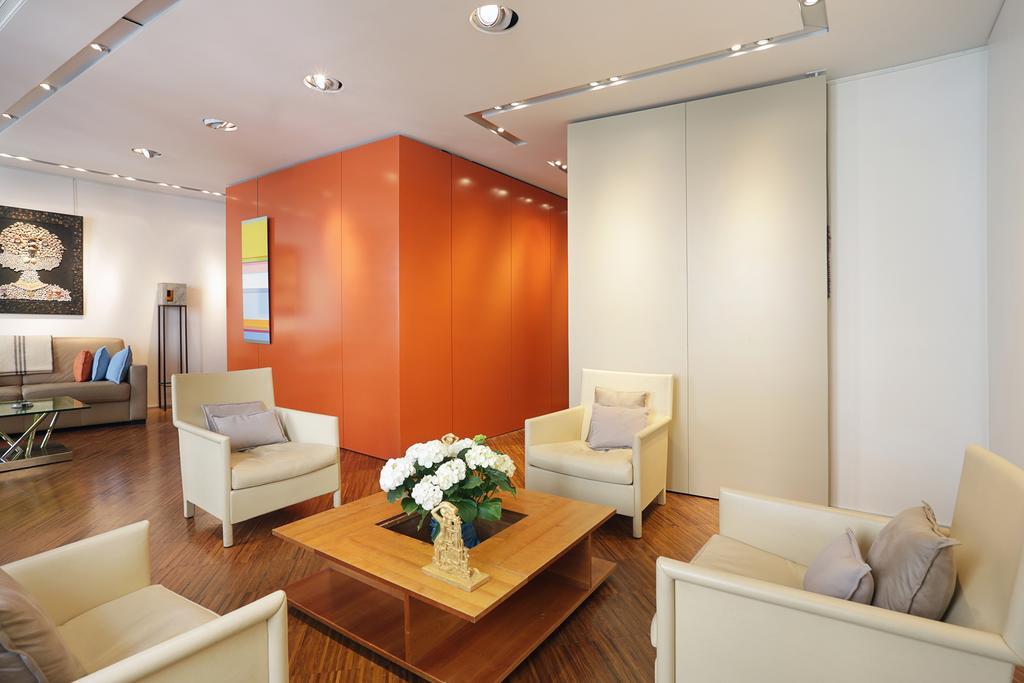 Terrace Matignon Apartment *