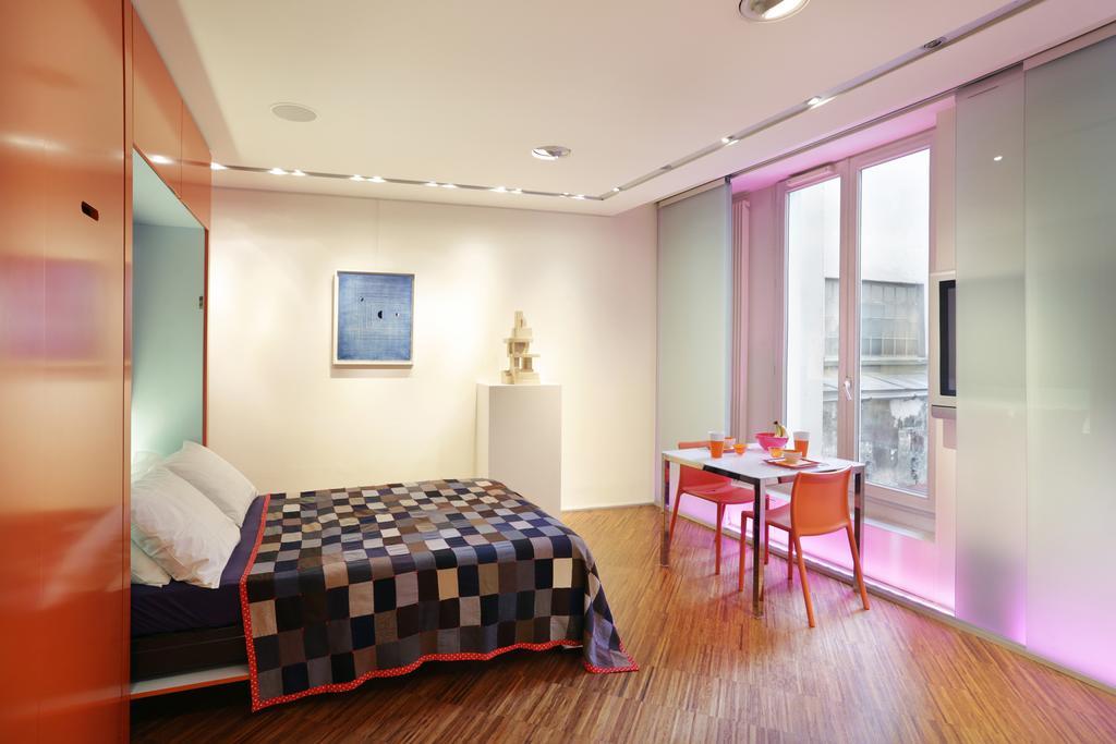 Terrace Matignon Apartment