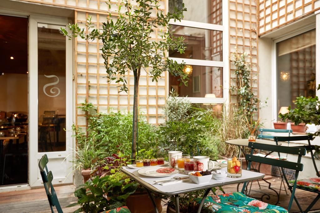 De Sevres Paris