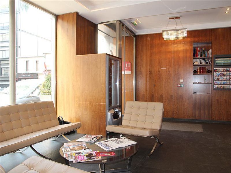 Hotel Art Batignolles Paris