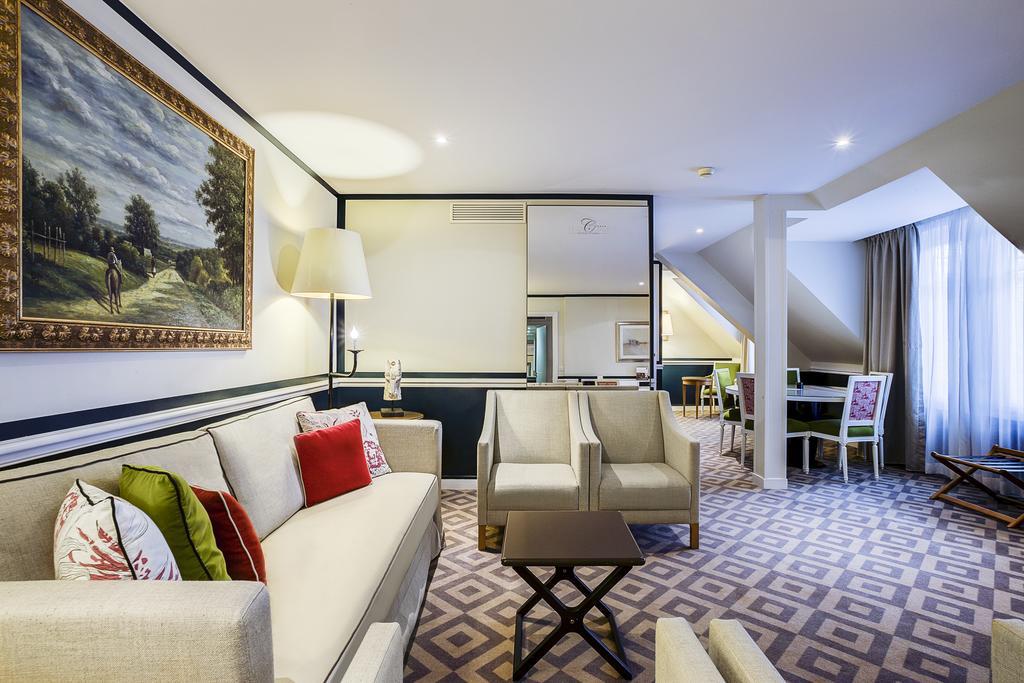 Fraser Le Claridge Champs-elysées 5* Paris