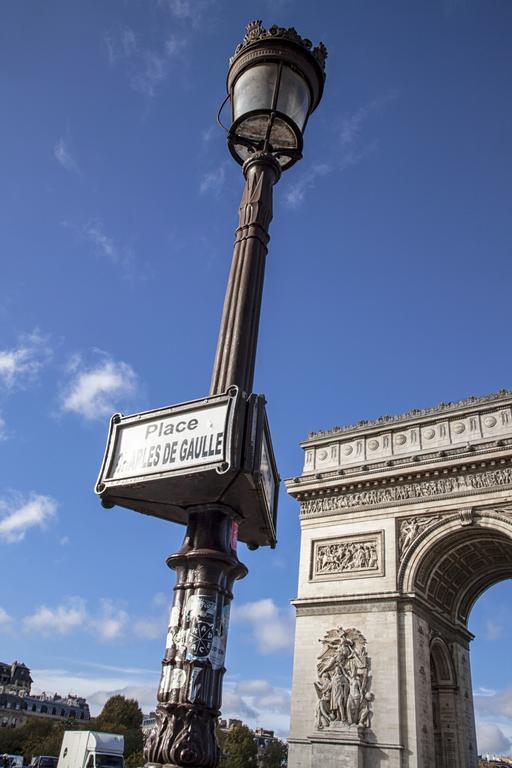 Vernet Champs Elysées Hotel