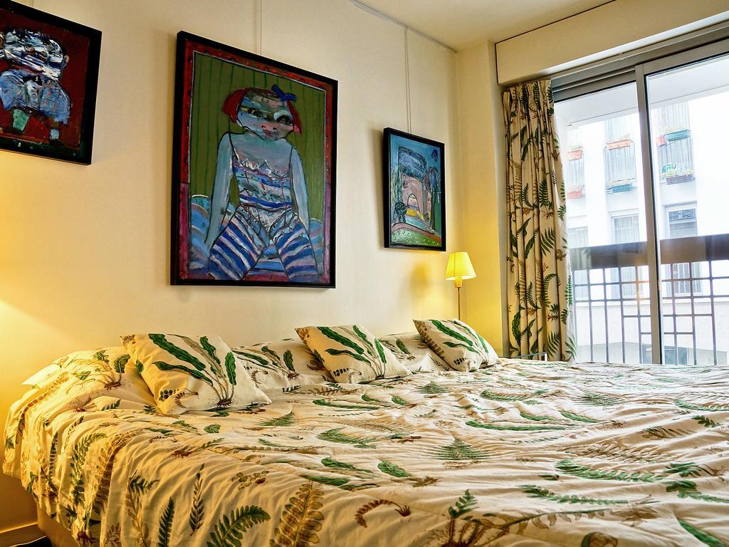 Malar Paris