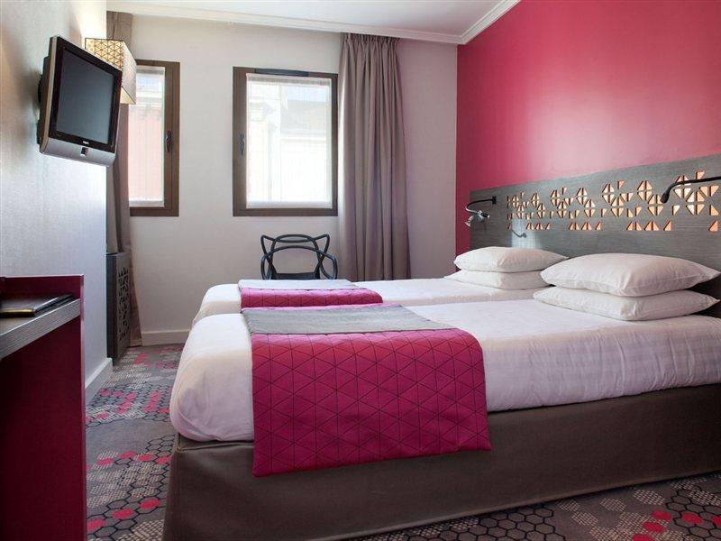 Hotel Eiffel Capitol Paris