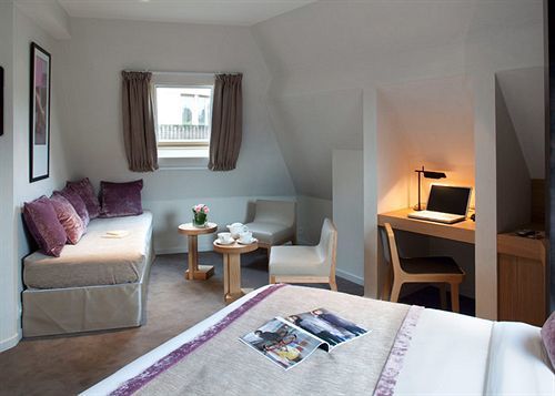Hotel Marceau Champs-elysées Paris