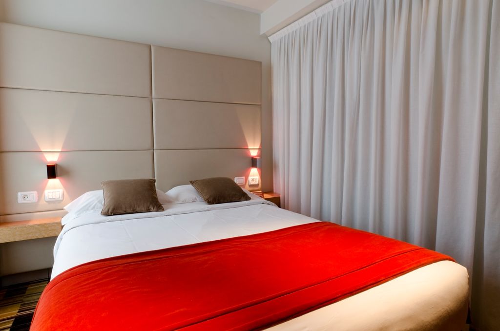 Golden Tulip Opera De Noailles Hotel