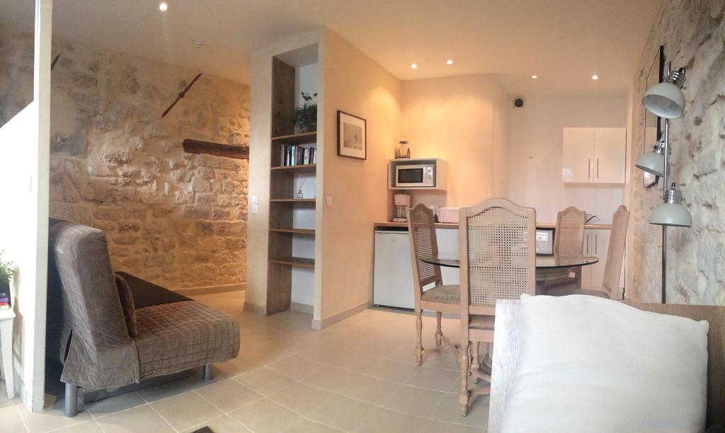 Lumineux Centre - Chatelet Paris