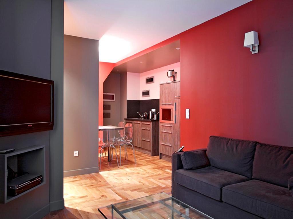 My Flat In - 8th Apartment