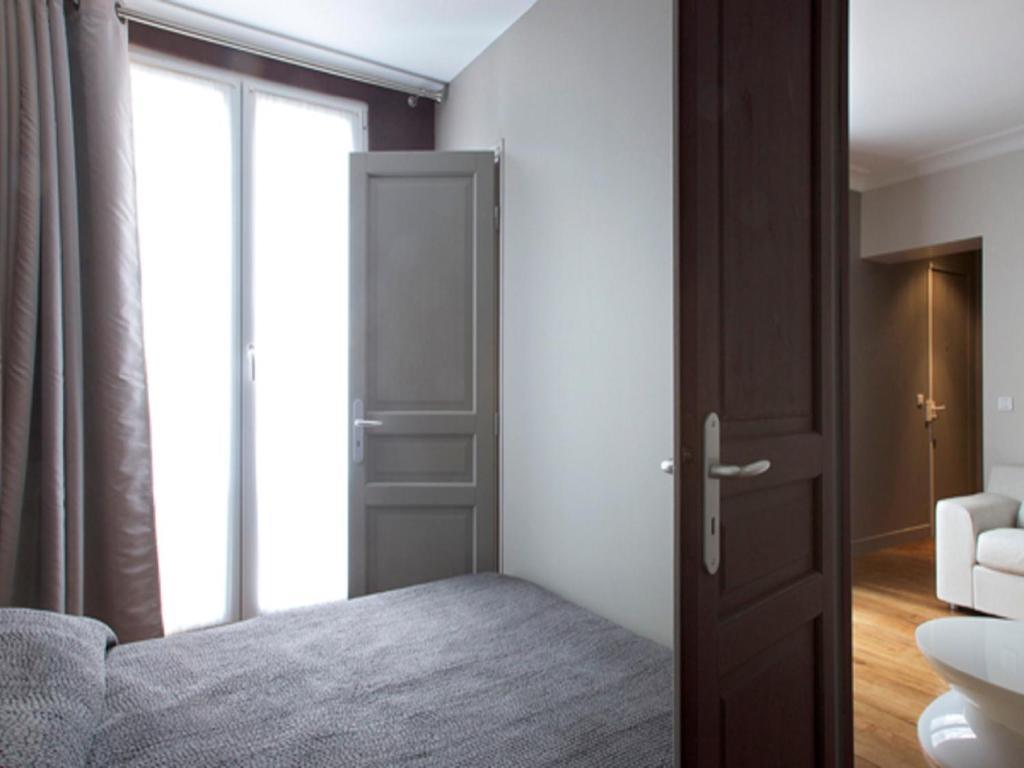 My Flat In - 8th Apartment Paris