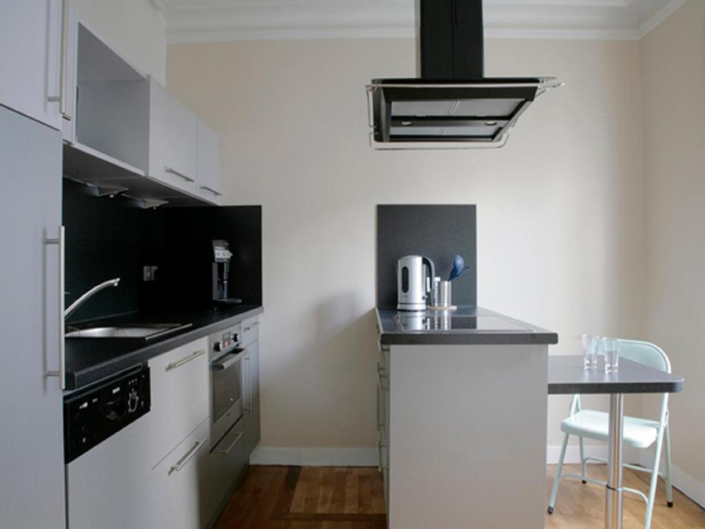 Apartment My Flat In - 8th Paris
