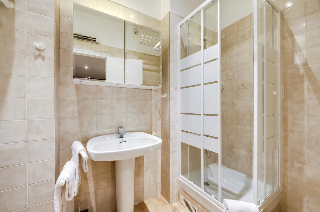 Apartment Louvre Tuileries Id257 *