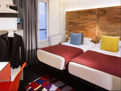 Maxim Folies Hotel Paris