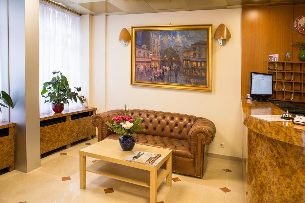 Hotel Fiat Paris
